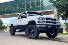 Load image into Gallery viewer, Rough Country Lift Kit GMC Yukon 4WD (1992-1999) 6&quot; Lift w/ Shocks Alternate Image