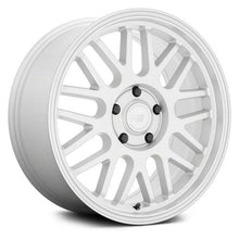Load image into Gallery viewer, Motegi Racing MR144 M9 Wheels (17x8 5x120 +40) Satin Black or Hyper Silver - Hyper Silver Alternate Image