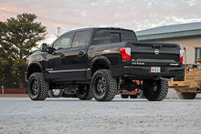 Load image into Gallery viewer, Rough Country Lift Kit Nissan Titan 4WD (17-21) [6&quot; Lift Kit] w/o Struts Alternate Image