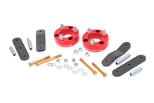 Load image into Gallery viewer, Rough Country Lift Kit Nissan Frontier 2WD/4WD (05-22) [2.5&quot; Lift] w/ w/ Red or Aluminum Spacers Alternate Image