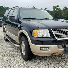 Load image into Gallery viewer, 200.00 Spec-D Towing Mirrors Ford Expedition (03-06) [Matte Black] Powered / Heated / LED Turn Signal &amp; Puddle Lights - Redline360 Alternate Image