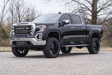 Load image into Gallery viewer, Rough Country Lift Kit GMC Sierra 1500 2WD/4WD w/ Adaptive Ride Control (19-22) 6&quot; Lift Kits Alternate Image