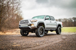 Rough Country Lift Kit Toyota Tacoma 2WD/4WD (2016-2022) 4" Lift Kit