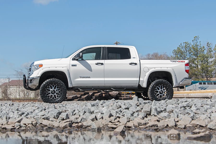 Rough Country Lift Kit Toyota Tundra 2WD/4WD (2016-2021) 6