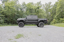 Load image into Gallery viewer, Rough Country Lift Kit Toyota Tacoma 2WD/4WD (2005-2015) 6&quot; Lift Kit Alternate Image