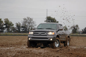 Rough Country Lift Kit Toyota Tundra (2000-2006) [2.5" Lift Kit] W/ Or ...