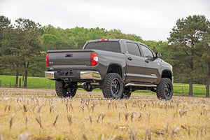 Rough Country Lift Kit Toyota Tundra 2WD/4WD (2007-2015) 6" Lift Kit