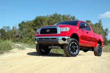 Load image into Gallery viewer, Rough Country Lift Kit Toyota Tundra 2WD/4WD (2007-2015) 6&quot; Lift Kit Alternate Image