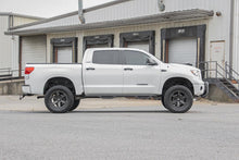 Load image into Gallery viewer, Rough Country Lift Kit Toyota Tundra 2WD/4WD (2007-2015) 6&quot; Lift Kit Alternate Image