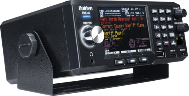 699.99 Uniden SDS200 Police Scanner - True I/Q and TrunkTracker X Base/Mobile Scanner - Redline360