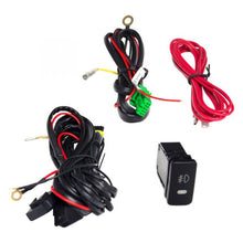 Load image into Gallery viewer, Winjet Fog Lights Toyota Solara (2004-2006) Clear Lens with Wiring Kit - CFWJ-0299-C - Default Title Alternate Image